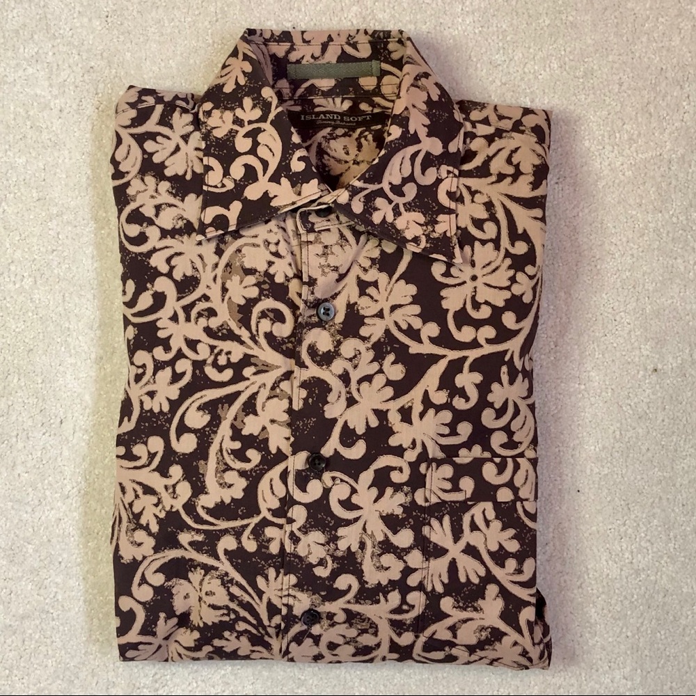 Tommy Bahama Island Soft Men’s Button-Down Shirt.